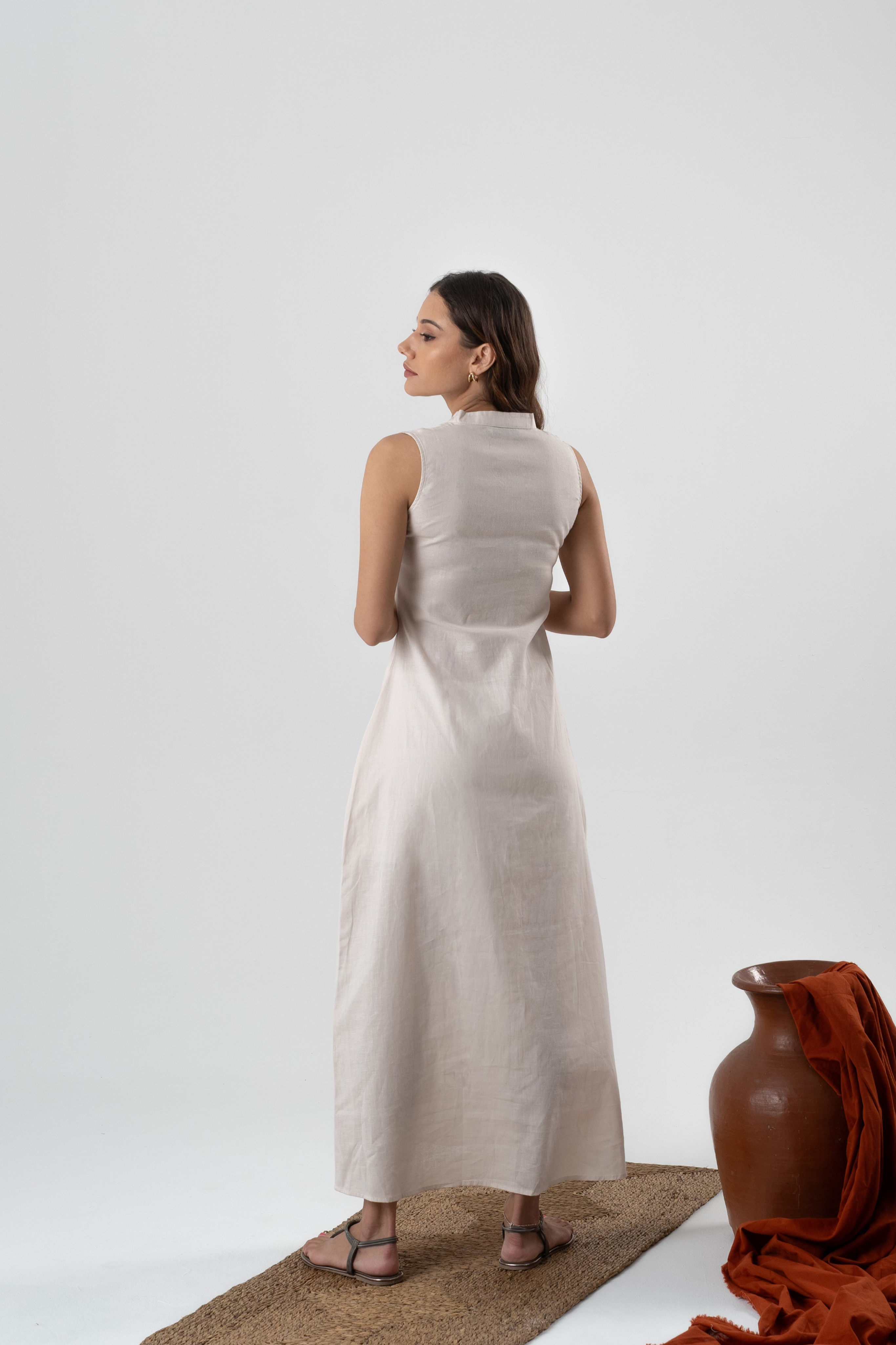 Amalfi Linen Dress in Beige